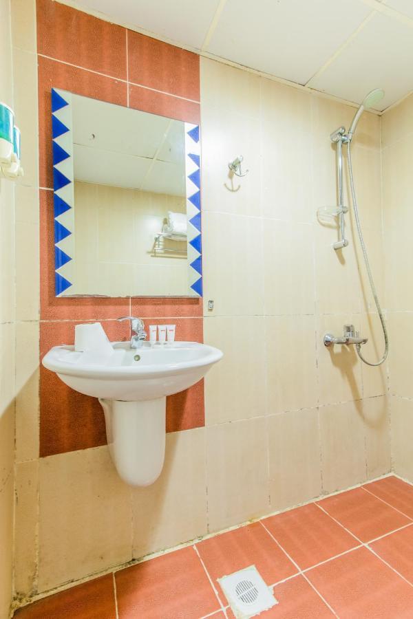 Oyo 109 Al Thabit Modern Hotel Apartment Hayl Al 'Umayr Экстерьер фото
