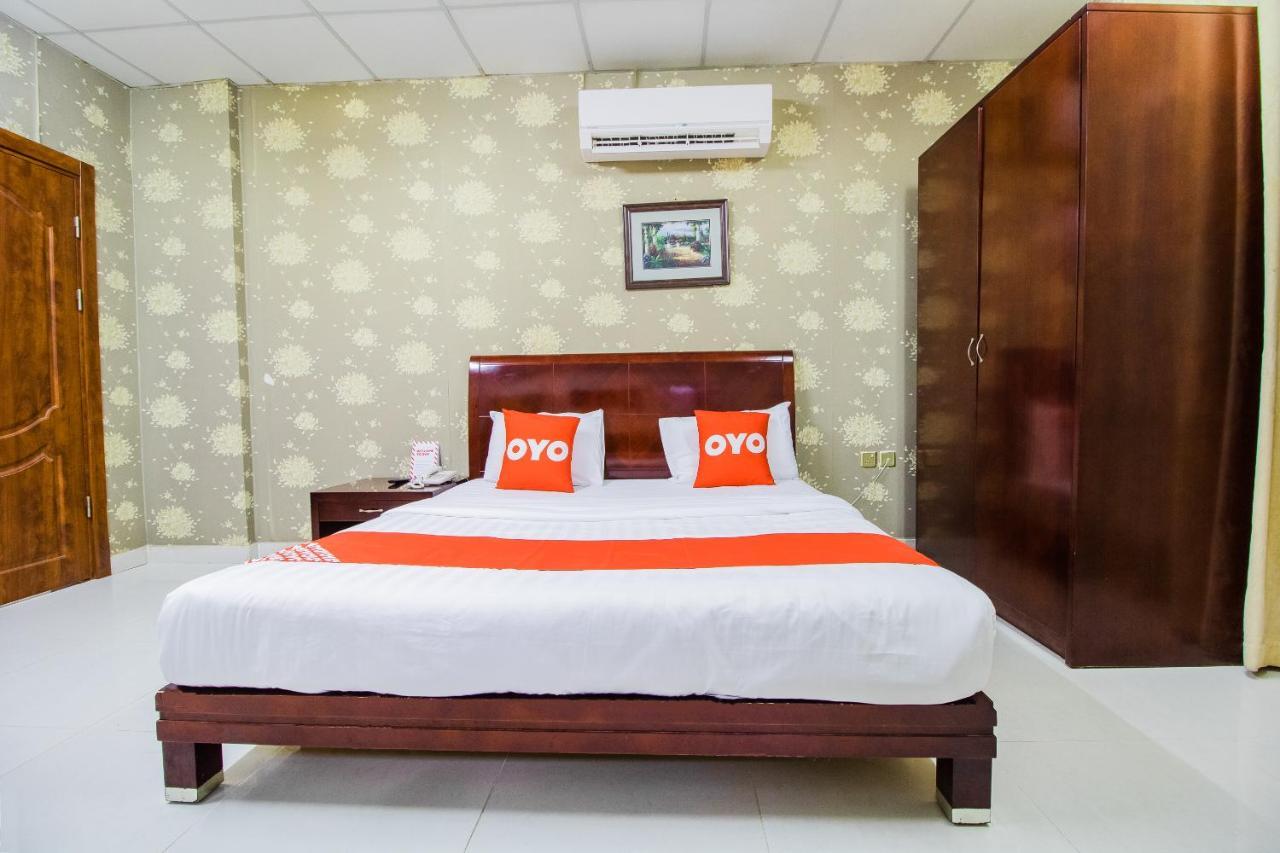 Oyo 109 Al Thabit Modern Hotel Apartment Hayl Al 'Umayr Экстерьер фото