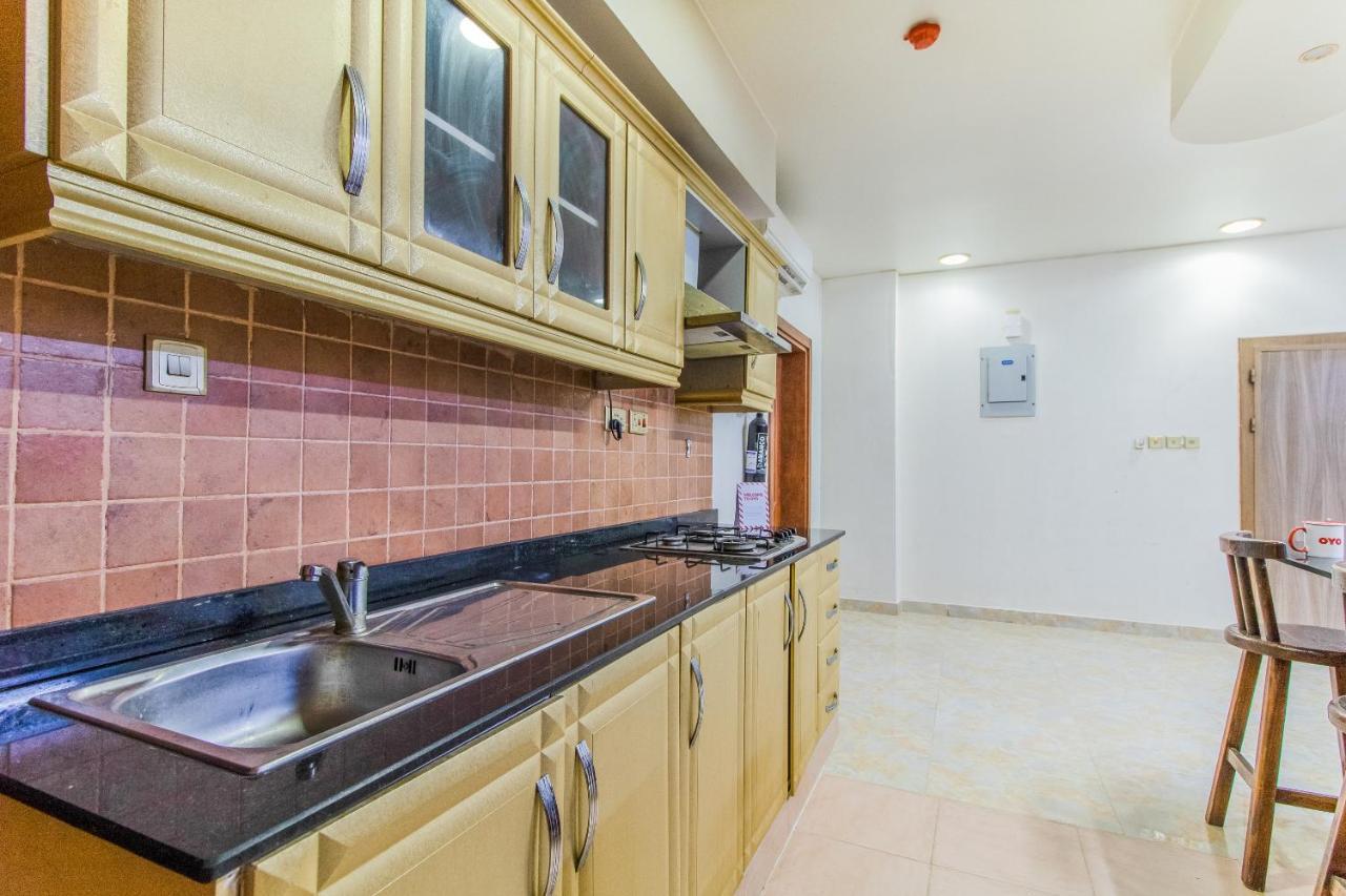 Oyo 109 Al Thabit Modern Hotel Apartment Hayl Al 'Umayr Экстерьер фото